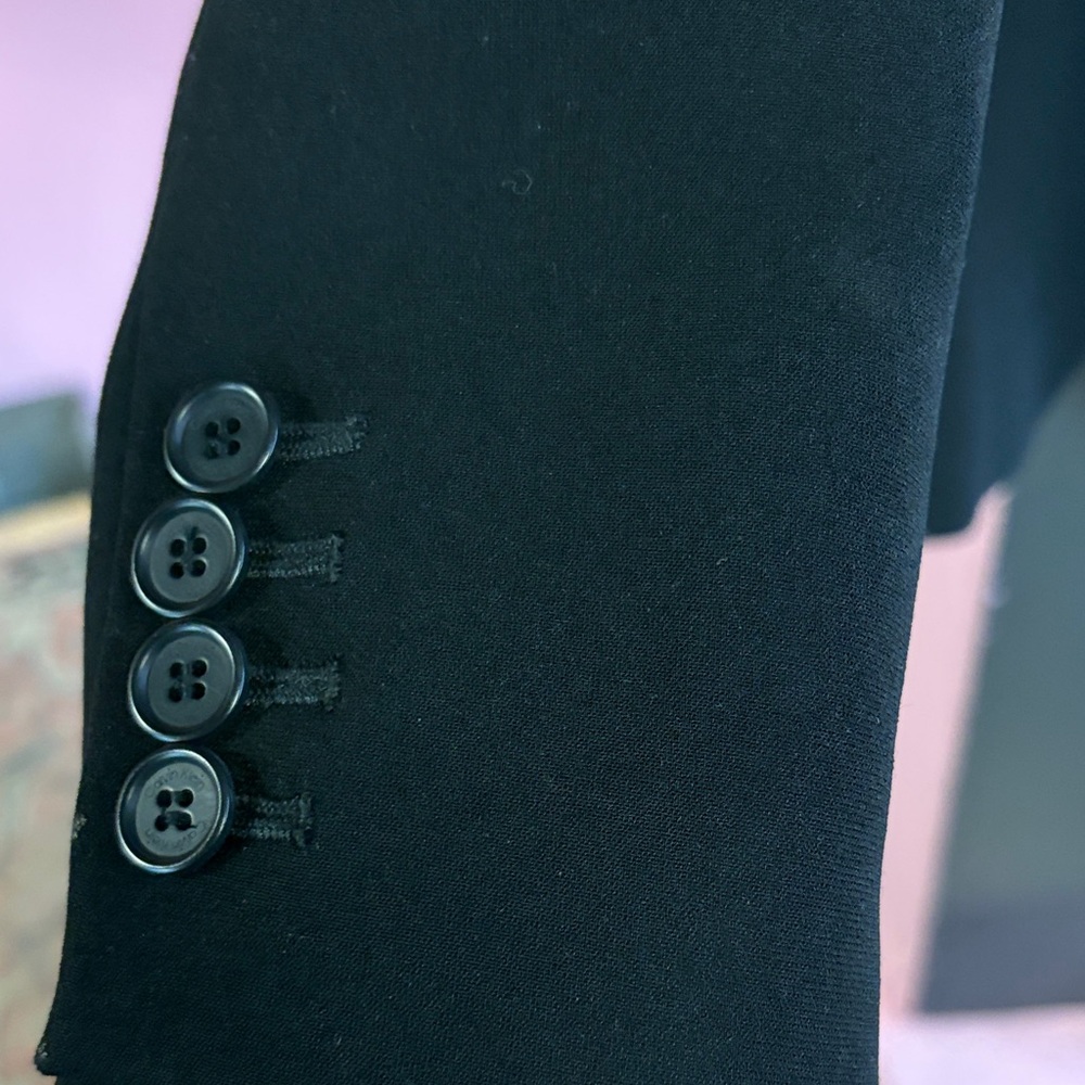 Calvin Klein Women's Elegant Black Blazer - Picture 4 of 4